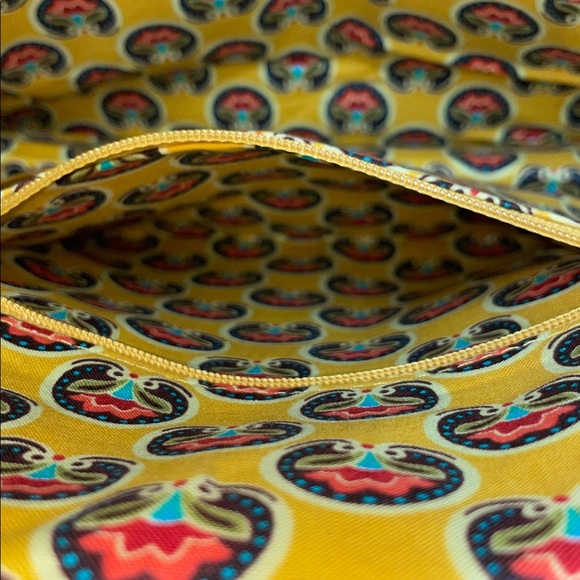 NWOT Vera Bradley ‘Eloise’ Kisslock Hobo W/Wallet - Picture 10 of 16